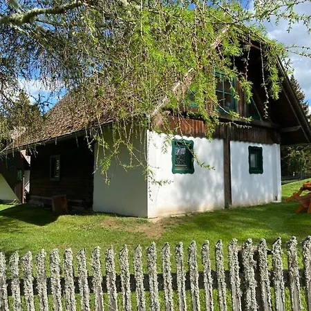 Waldtraum Nyaraló Sankt Veit an der Glan